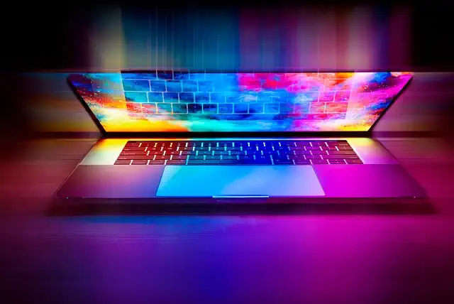 picture of laptop showing colors of heatmap tools